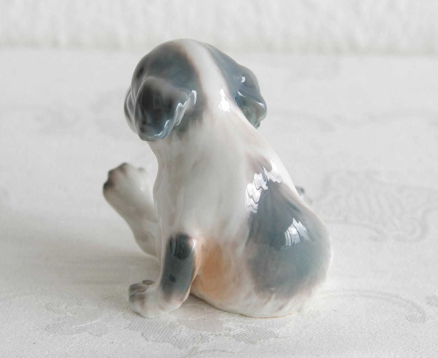 DAHL JENSEN Decorated Porcelain Pekingese Puppy Figurine # 1134 Mollaris.com 