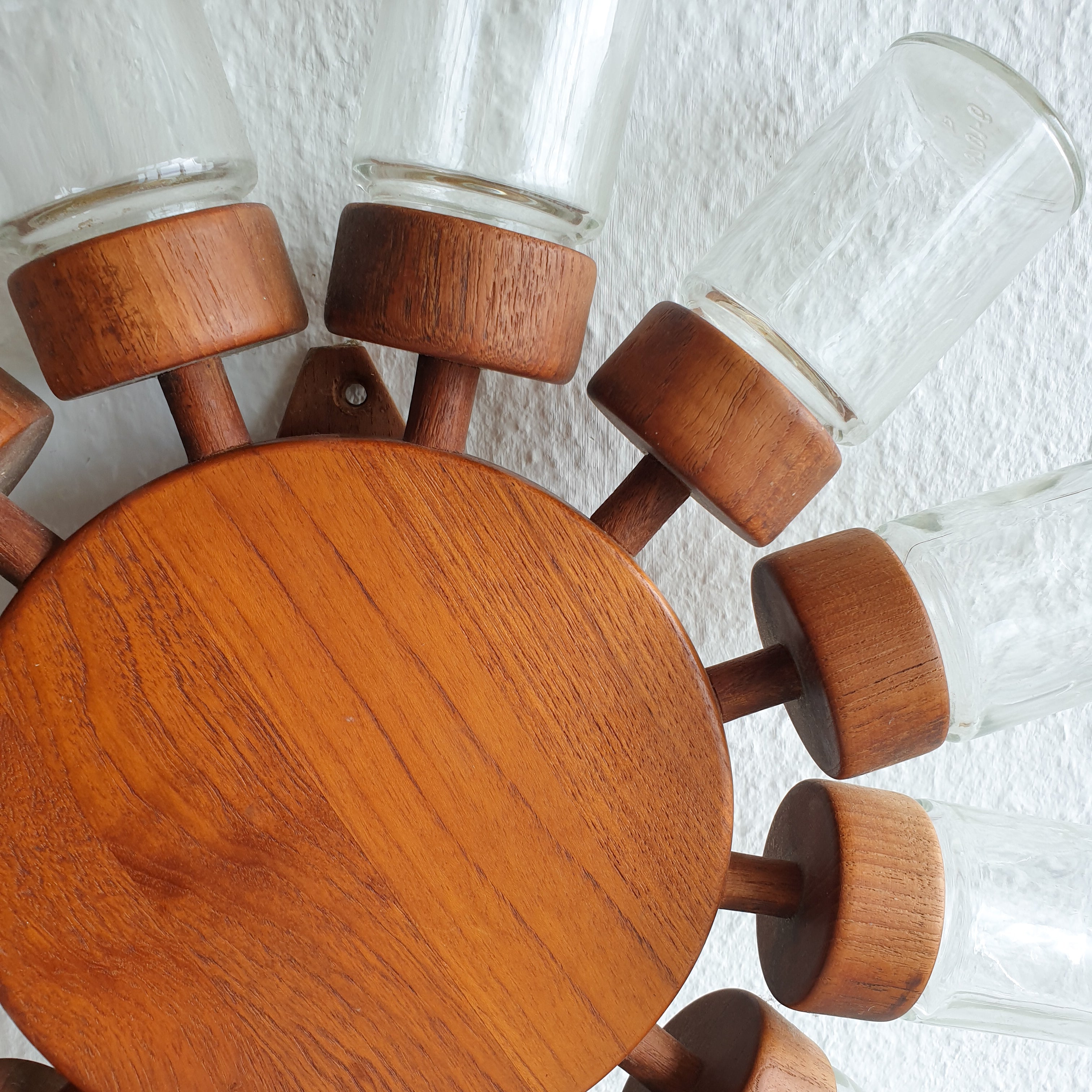 DIGSMED Danish Teak Spice Rack Wheel with 12 Glass Jars Mollaris