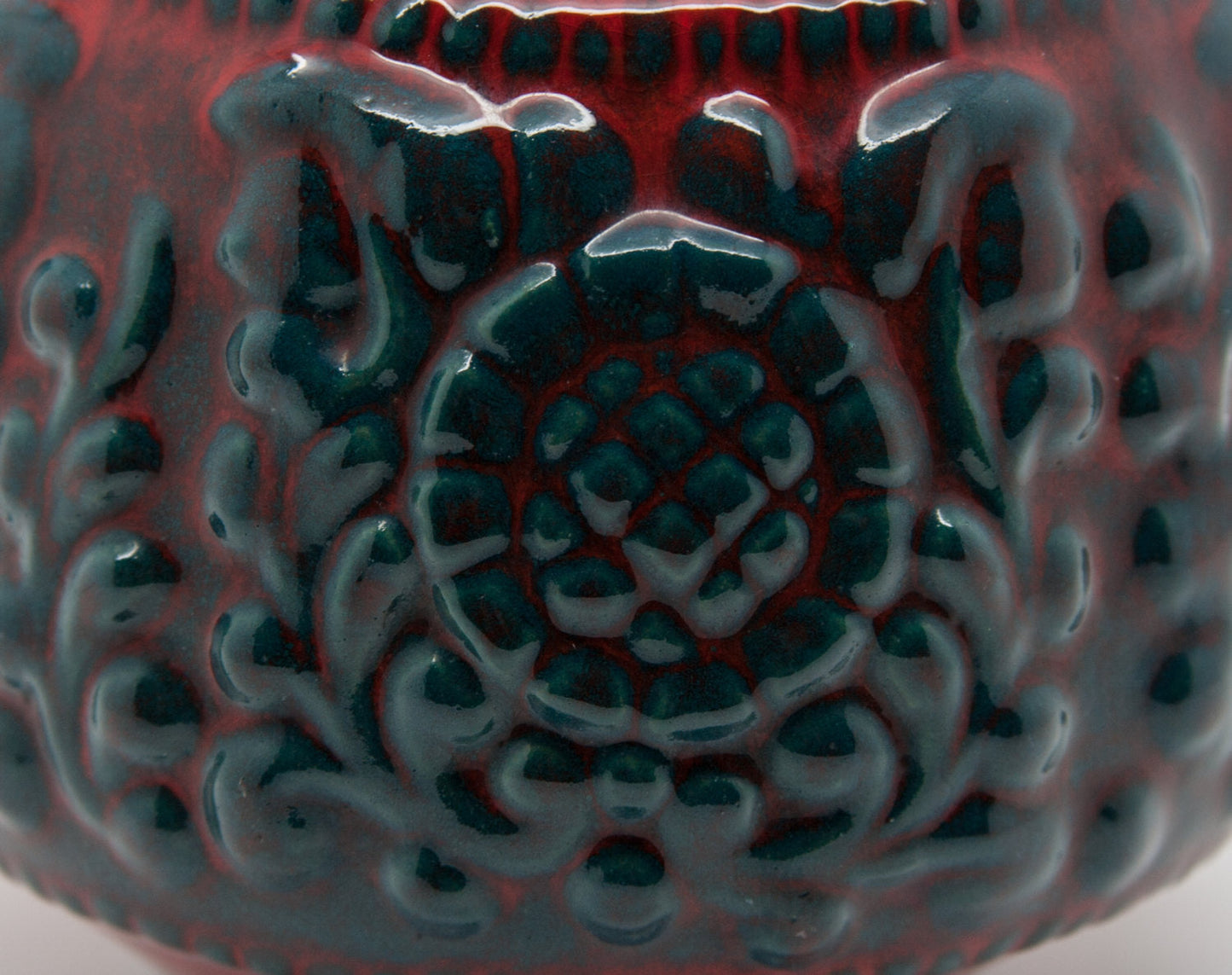 JASBA Red and Green Glazed Fat Lava Ceramic Vase Mollaris.com 