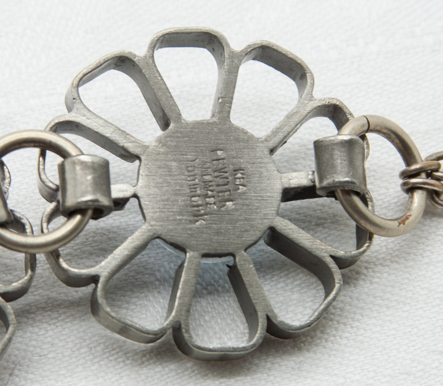 KEA Modernist Abstract Flower Cabochon Pewter Bracelet Mollaris.com 