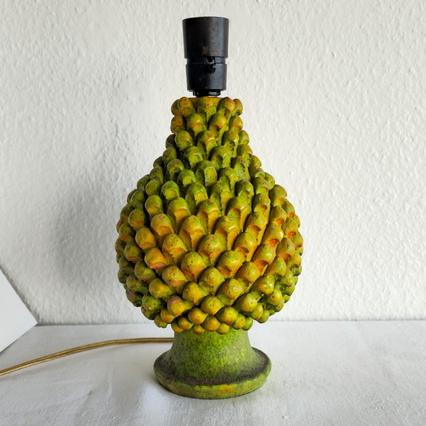 MARCELLO FANTONI 'PINE CONE' ORANGE GREEN YELLOW GLAZED CERAMIC TABLE LAMP | MID 20TH CENTURY