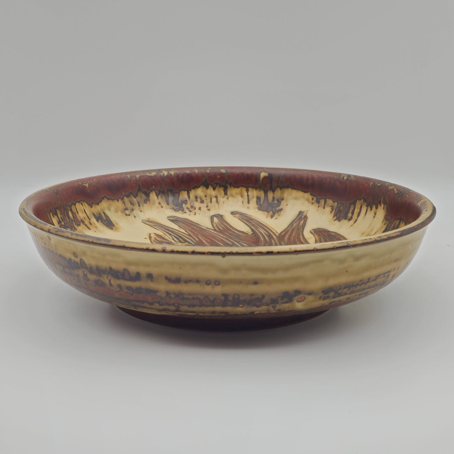 GERD BØGELUND ROYAL COPENHAGEN LARGE STONEWARE FRUIT BOWL | MID 20TH CENTURY