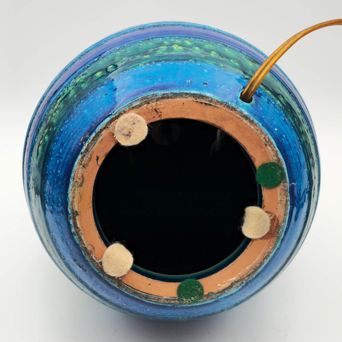 BITOSSI ALDO LONDI BLUE & GREEN GLAZED HORIZONTAL BANDS CERAMIC TABLE LAMP | MID 20TH CENTURY