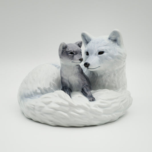 ALLAN THERKELSEN ROYAL COPENHAGEN POLAR FOX MOTHER WITH HER CUB PORCELAIN FIGURINE #443 | DATED 1938, 20TH CENTURY