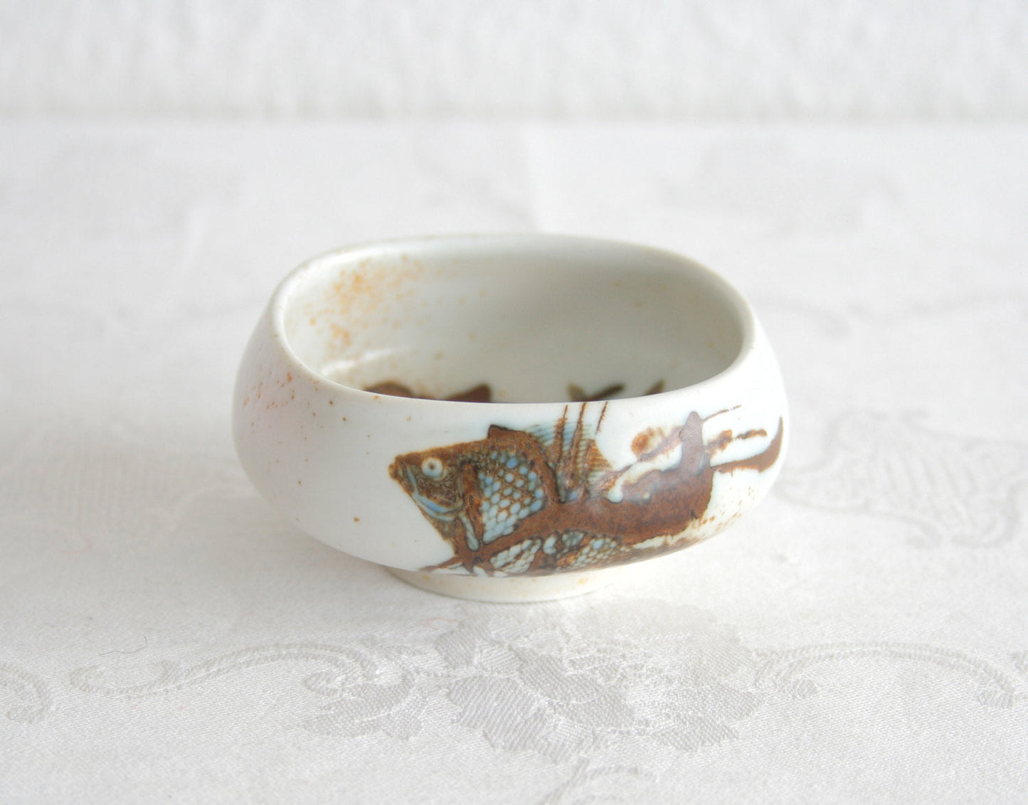 Royal Copenhagen NILS THORSSON DIANA Small Fish Porcelain Bowl Mollaris.com 