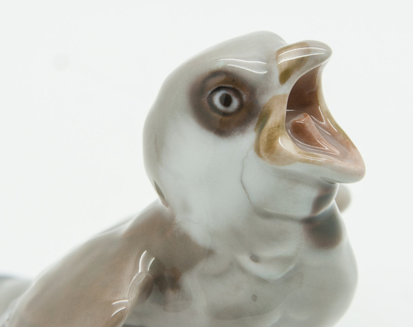 Bing & Grøndahl Fledgling BABY SPARROW Porcelain Figurine Mollaris.com 