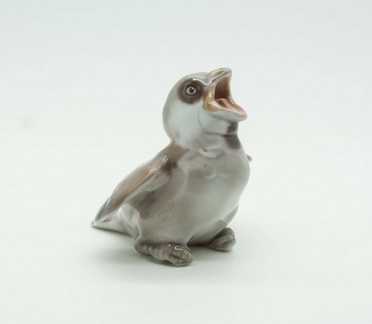 Bing & Grøndahl Fledgling BABY SPARROW Porcelain Figurine Mollaris.com 