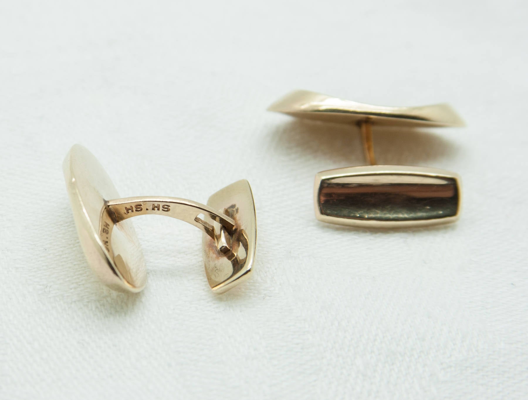 HERMANN SIERSBØL Modernist 8K Solid Gold (333) Cufflinks Mollaris.com 