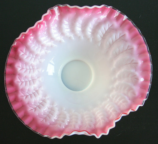 KASTRUP HOLMEGAARD Opal White Pink Ruffled Bowl Mollaris.com 