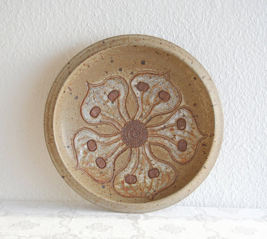 METTE LØKKE STIIL Studio Large Organic Flower Patterned Stoneware Fruit Bowl Mollaris.com 